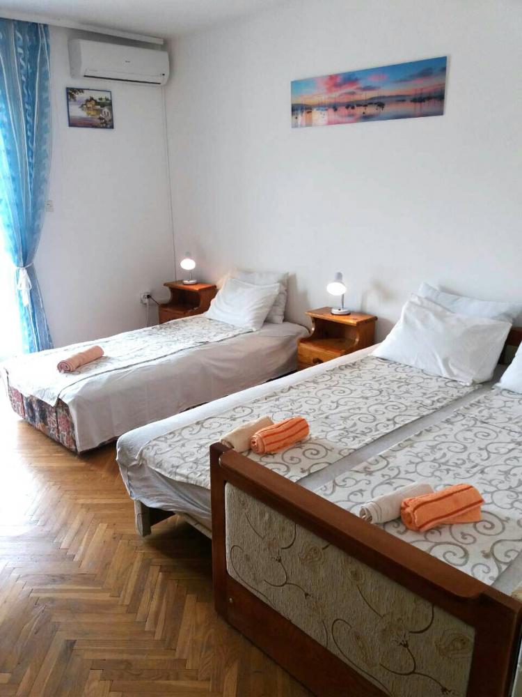 Apartmani i sobe Savija